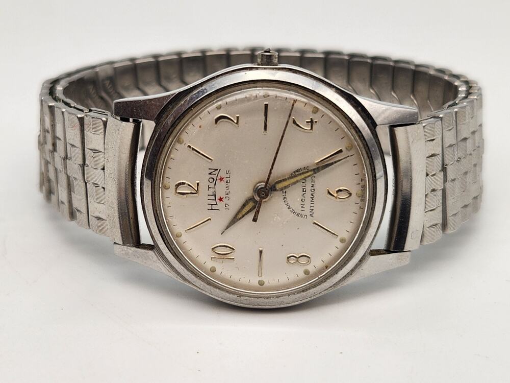 Vintage HILTON Men's Manual Wind Watch 17 Jewels 1950s